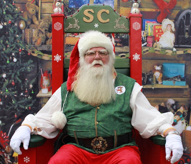 Places to meet Father Christmas in Stroud