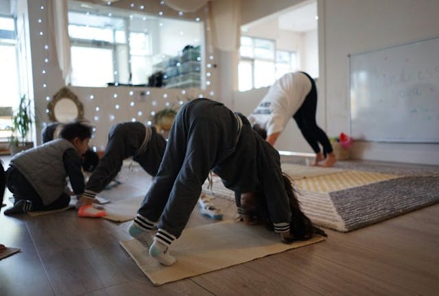 Young Yoga Pop-Up 