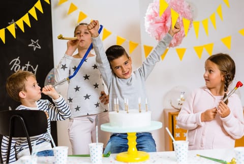 Throwing a New Years Eve Party at Home with the Kids