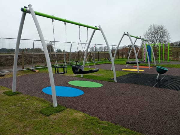 Horsfall Playground - Minchinhampton